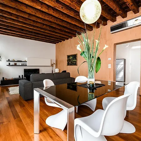 Apartment Frari Luxury